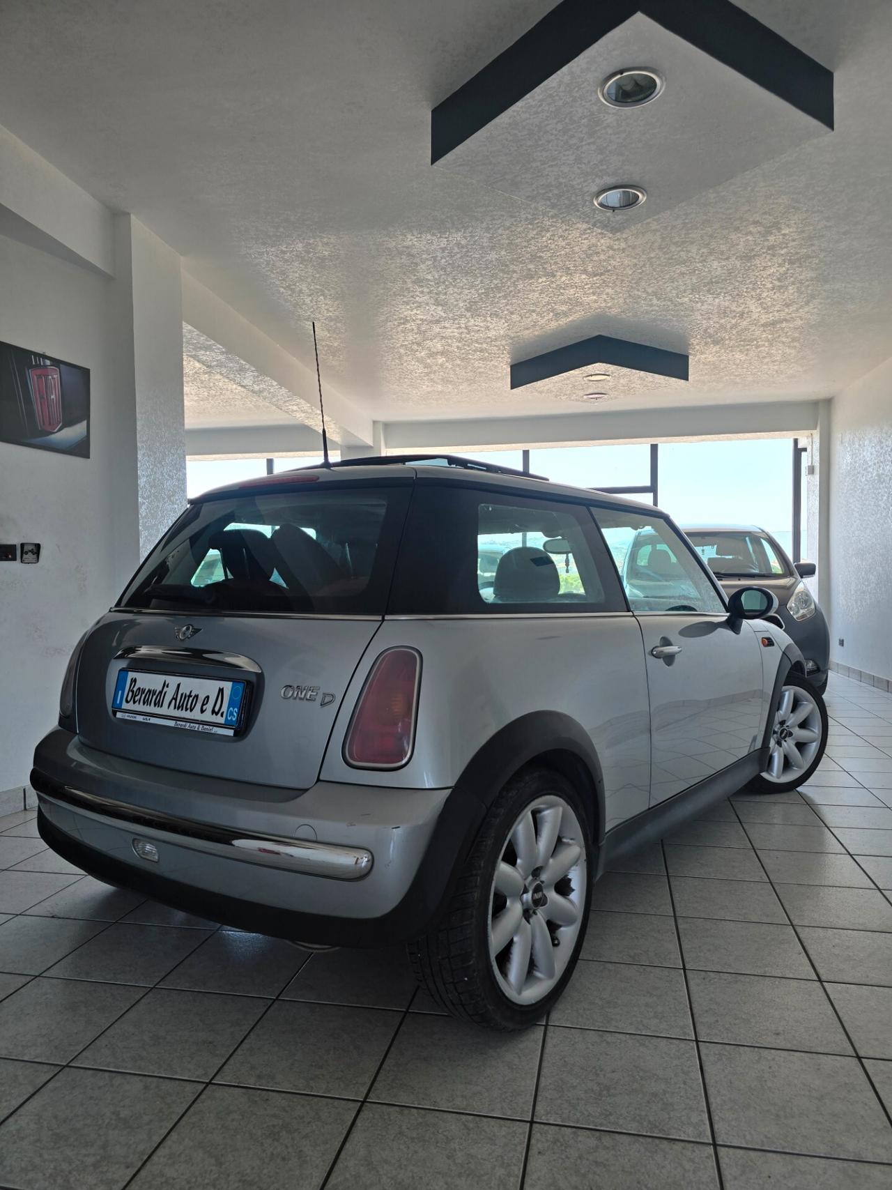 Mini 1.4 tdi One D de luxe