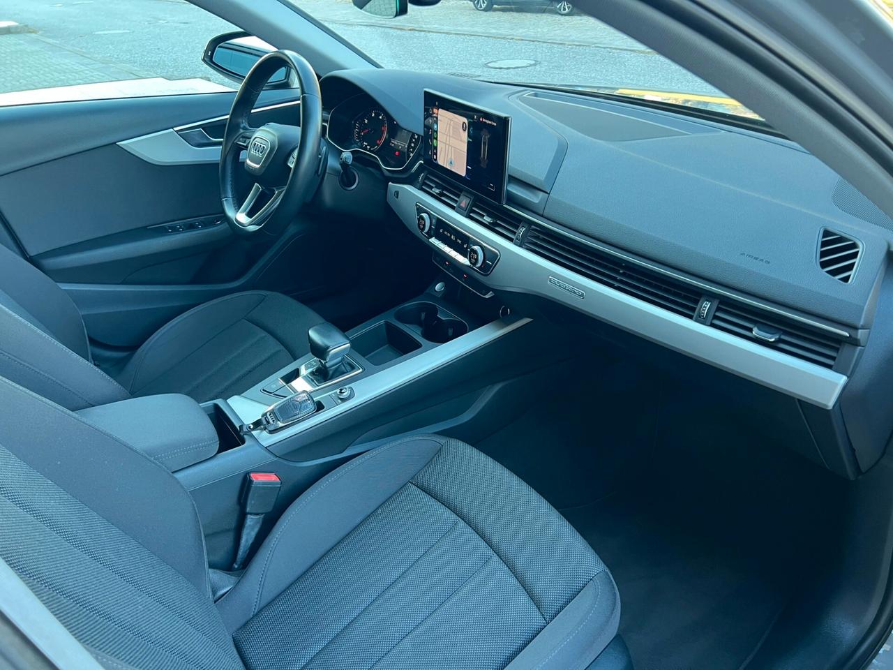 Audi A4 Avant 40 TDI quattro S tronic Business