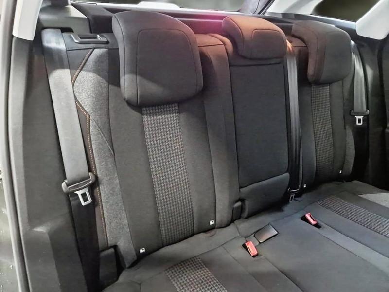 PEUGEOT 3008 BLUEHDI 130 EAT8 SES BUSINESS 5 PORTE SUV