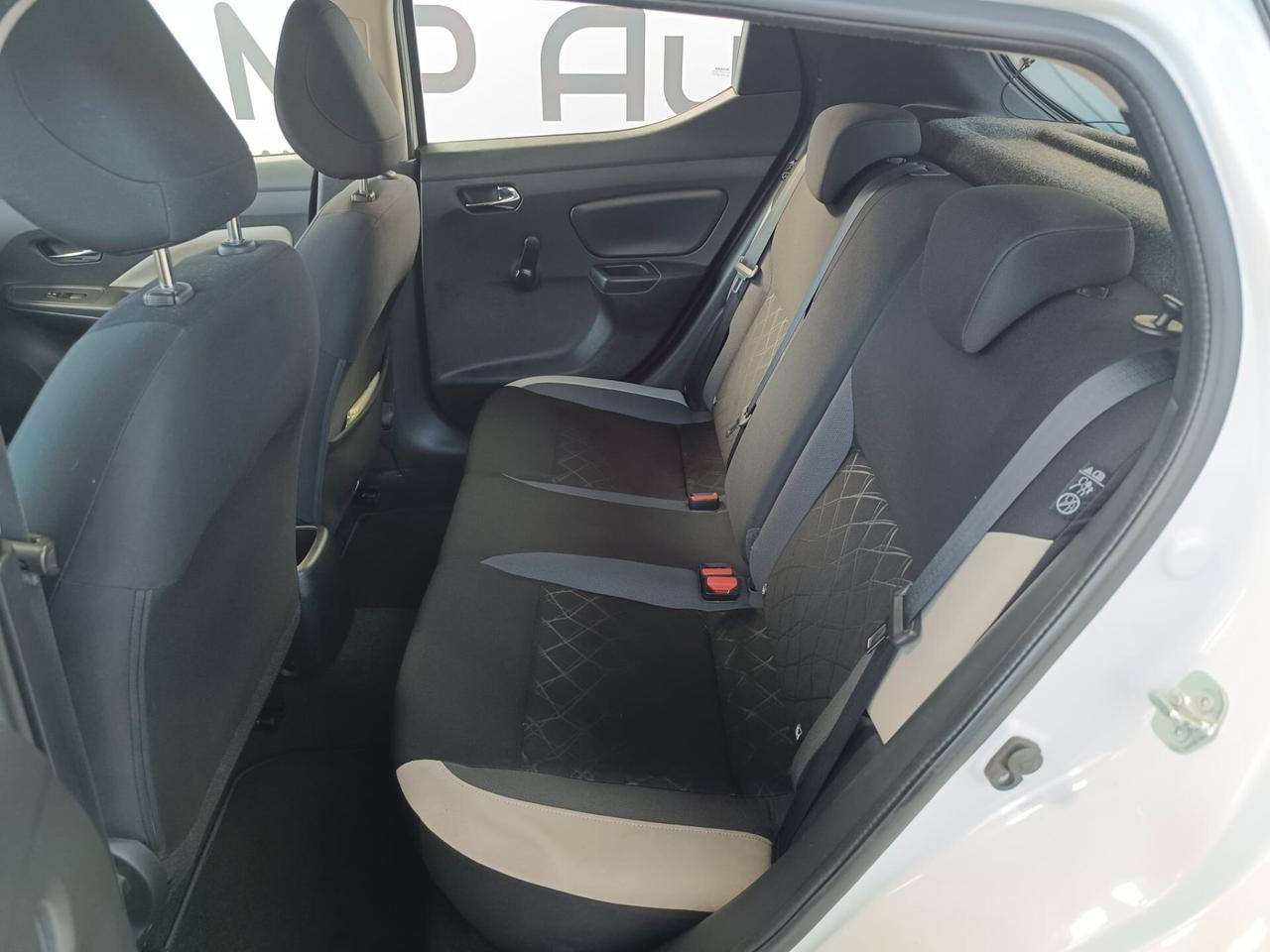 Nissan Micra 1.5 dCi 8V 5 porte Tekna