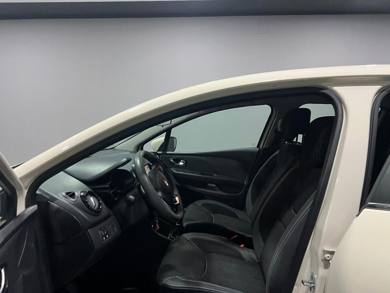 Renault Clio dCi 8V 75 CV Start&Stop 5 porte Energy Intens