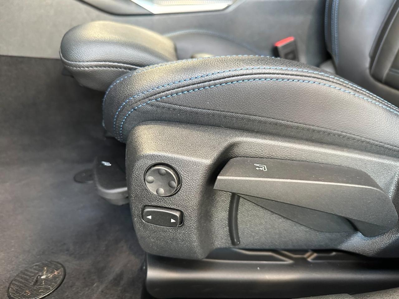 BMW 320 d Touring mhev xdrive MSport-19"-Tetto-Pelle-Carplay-Camera