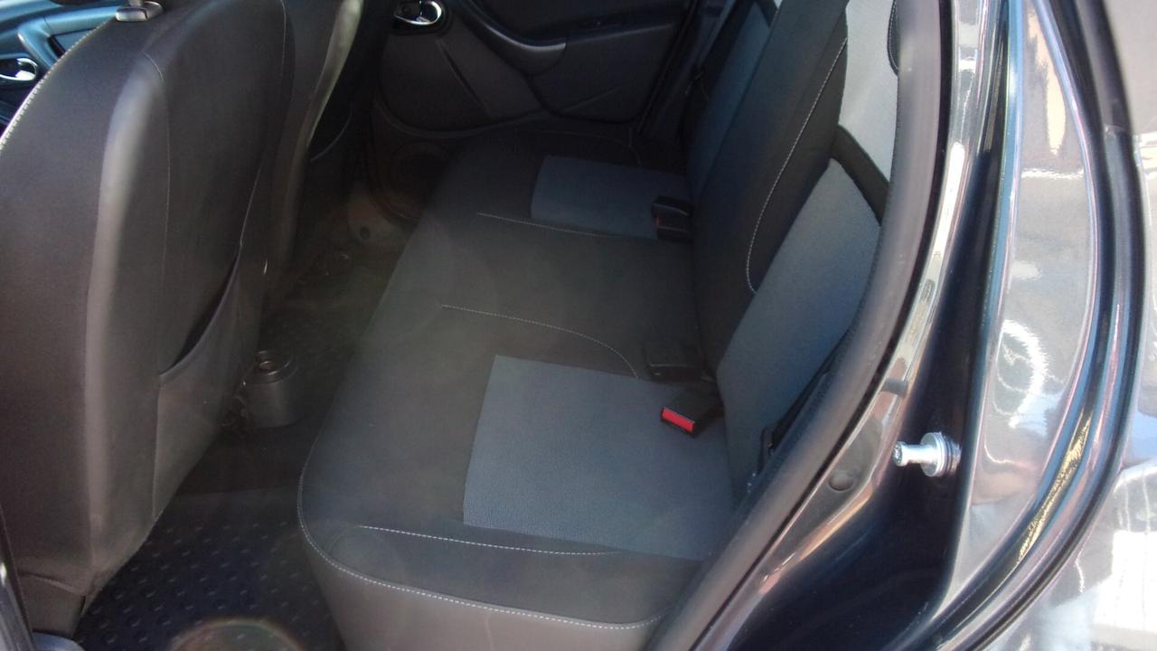 Dacia Duster 1.6 115CV Start&Stop 4x2 GPL Lauréate