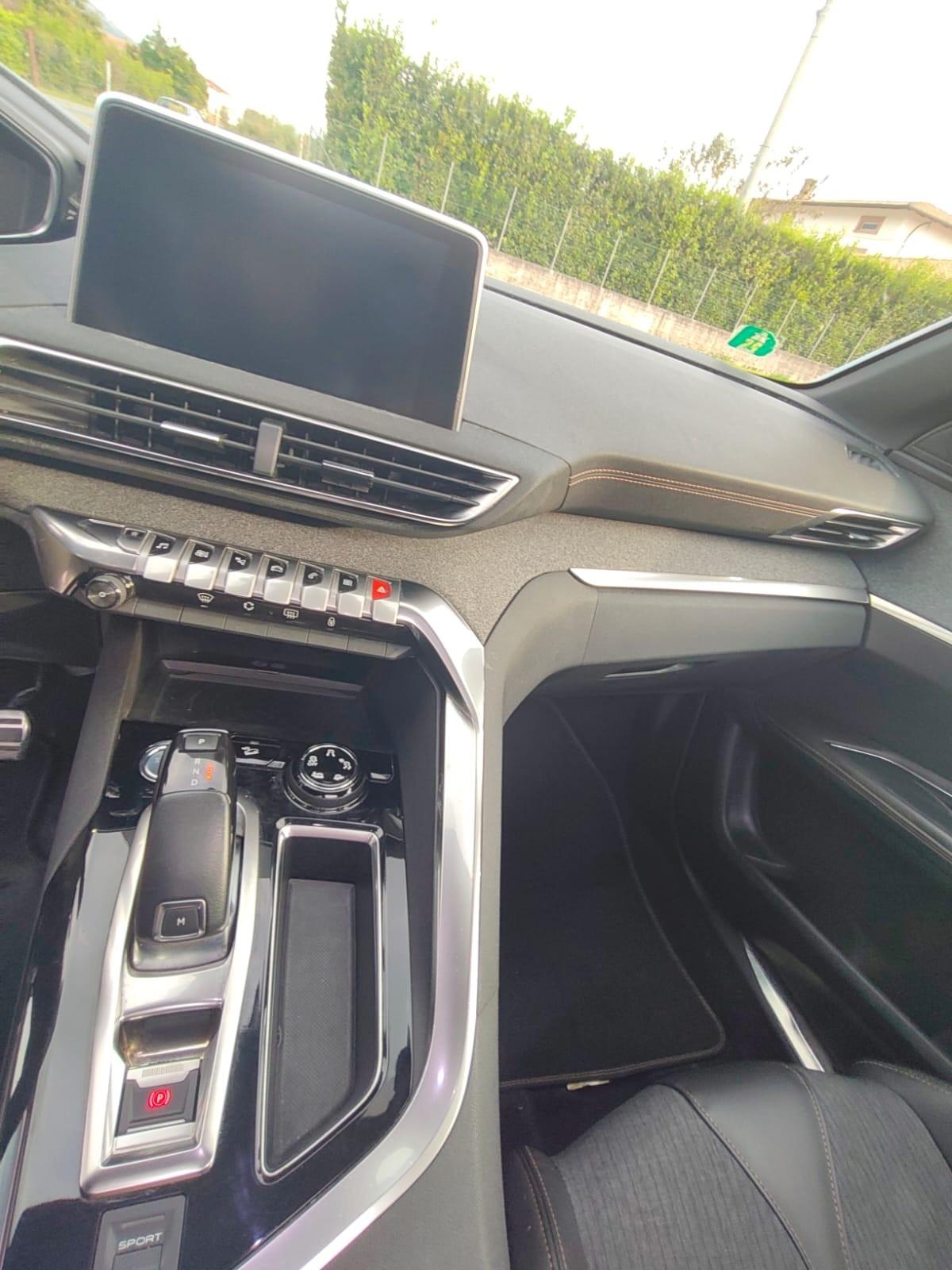 Peugeot 3008 BlueHDi 130 S&S EAT8 GT Line tetto apribile full