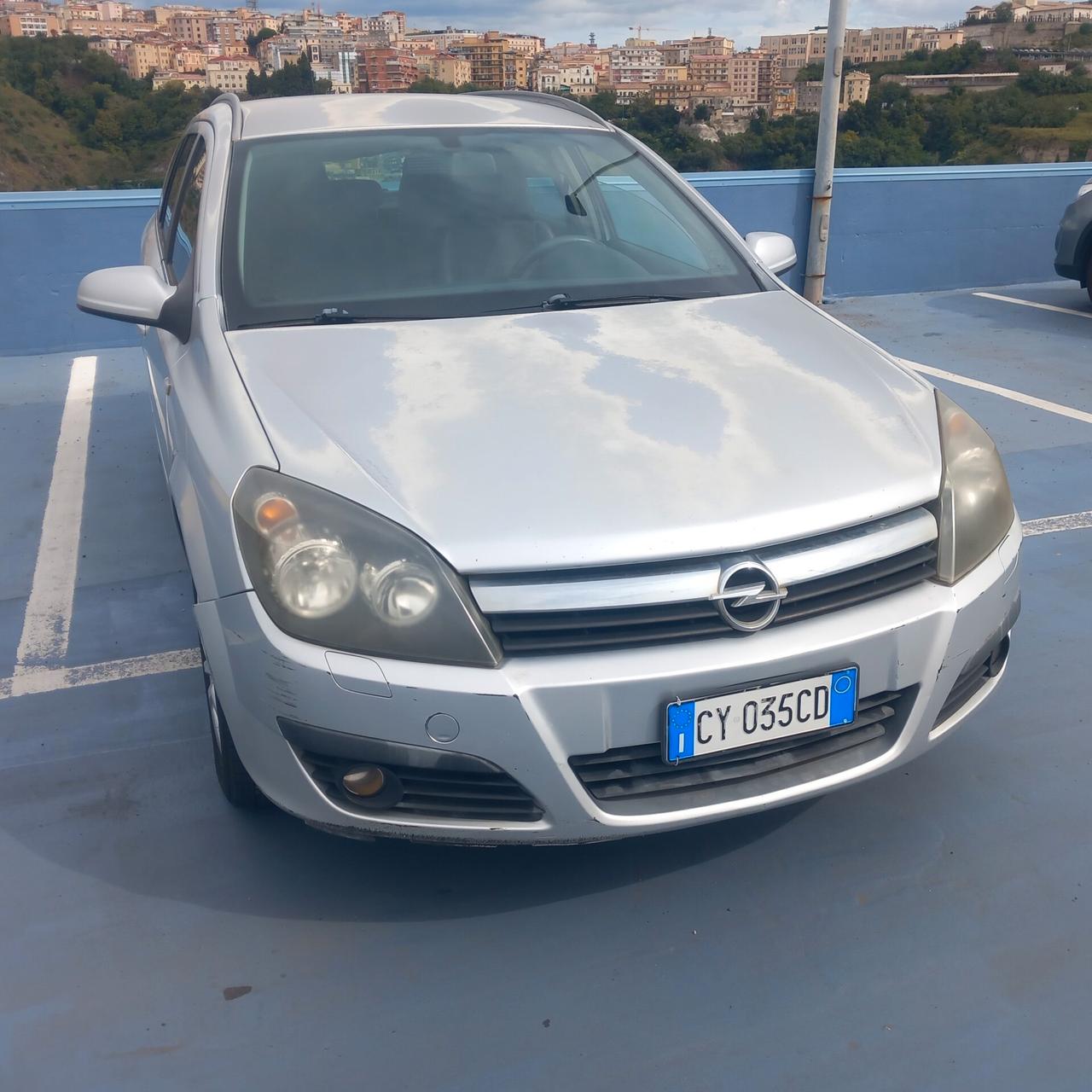 Opel Astra 1.9 CDTI 120CV