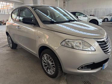 Lancia Ypsilon 0.9 TwinAir 85 CV 5 porte Metano Ecochic Gold