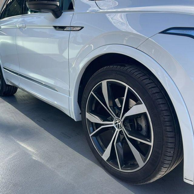 VOLKSWAGEN - Tiguan - 2.0 TDI DSG R-LINE