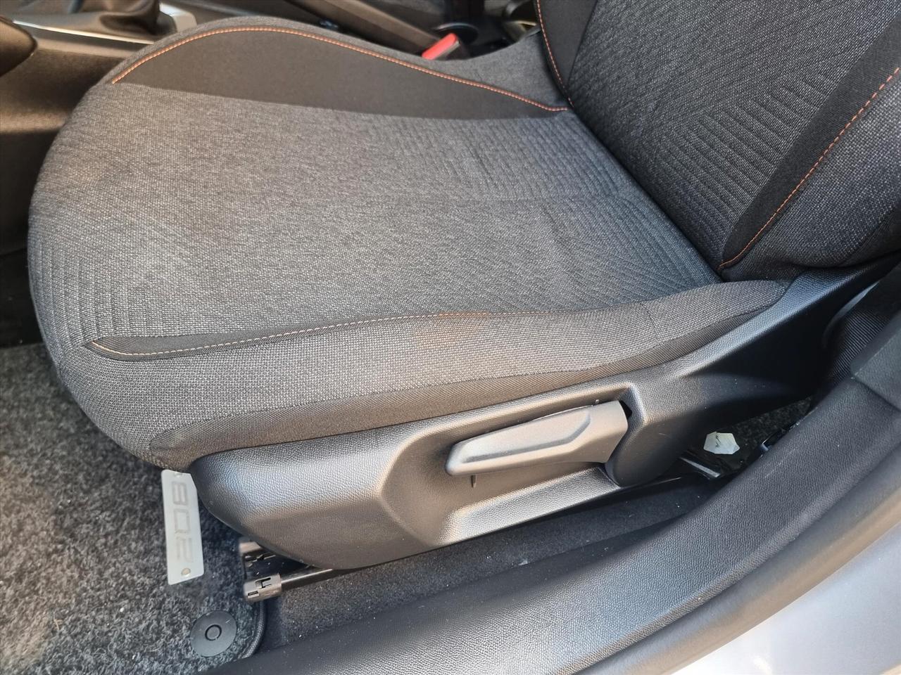 Peugeot 208 PureTech 100 Stop&Start 5 porte Style NESSUN OBBLIGO DI FINANZIAMENTO