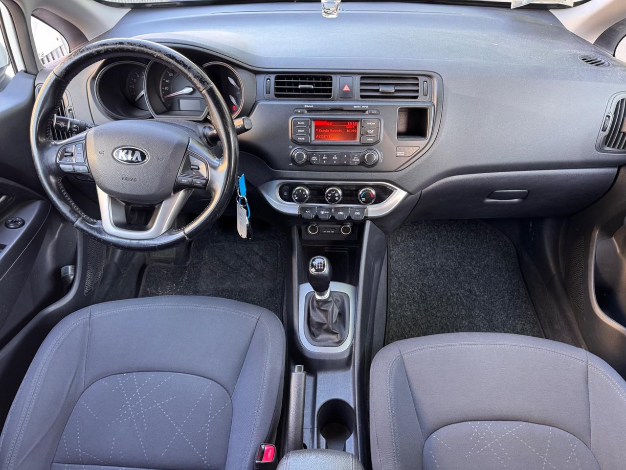 Kia Rio 1.1 CRDi 5p. Neopaten garanzia 12 mesi