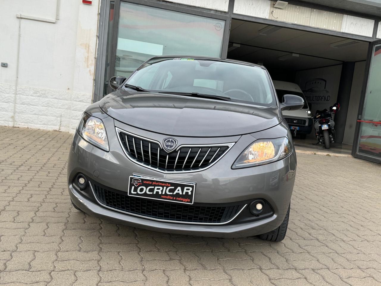 Lancia Ypsilon 1.0 FireFly 5 Hybrid Ecochic UnYca