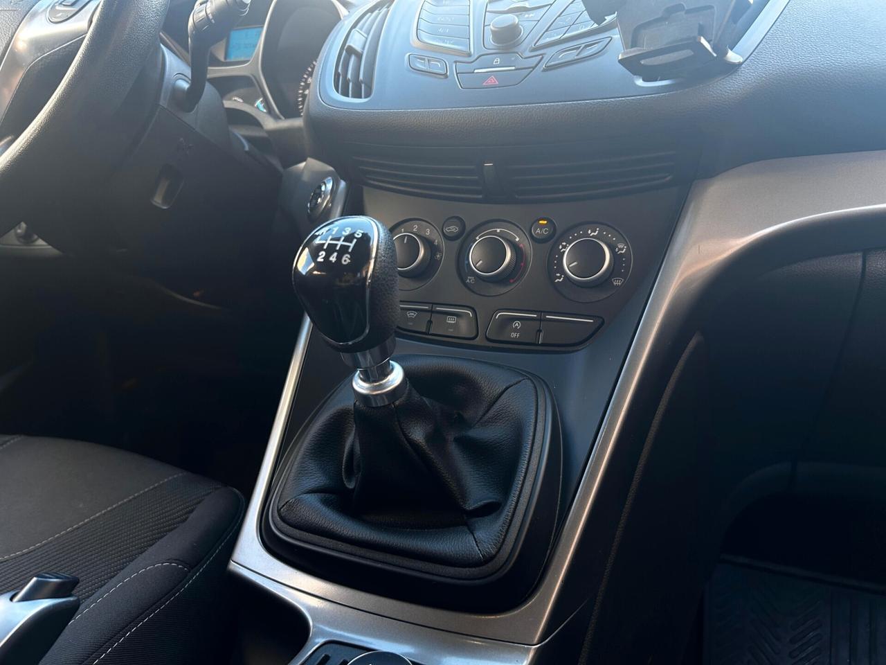 FORD KUGA - KM 51.000 - ANNO 2014 - Cc 1.6 - Cv 150