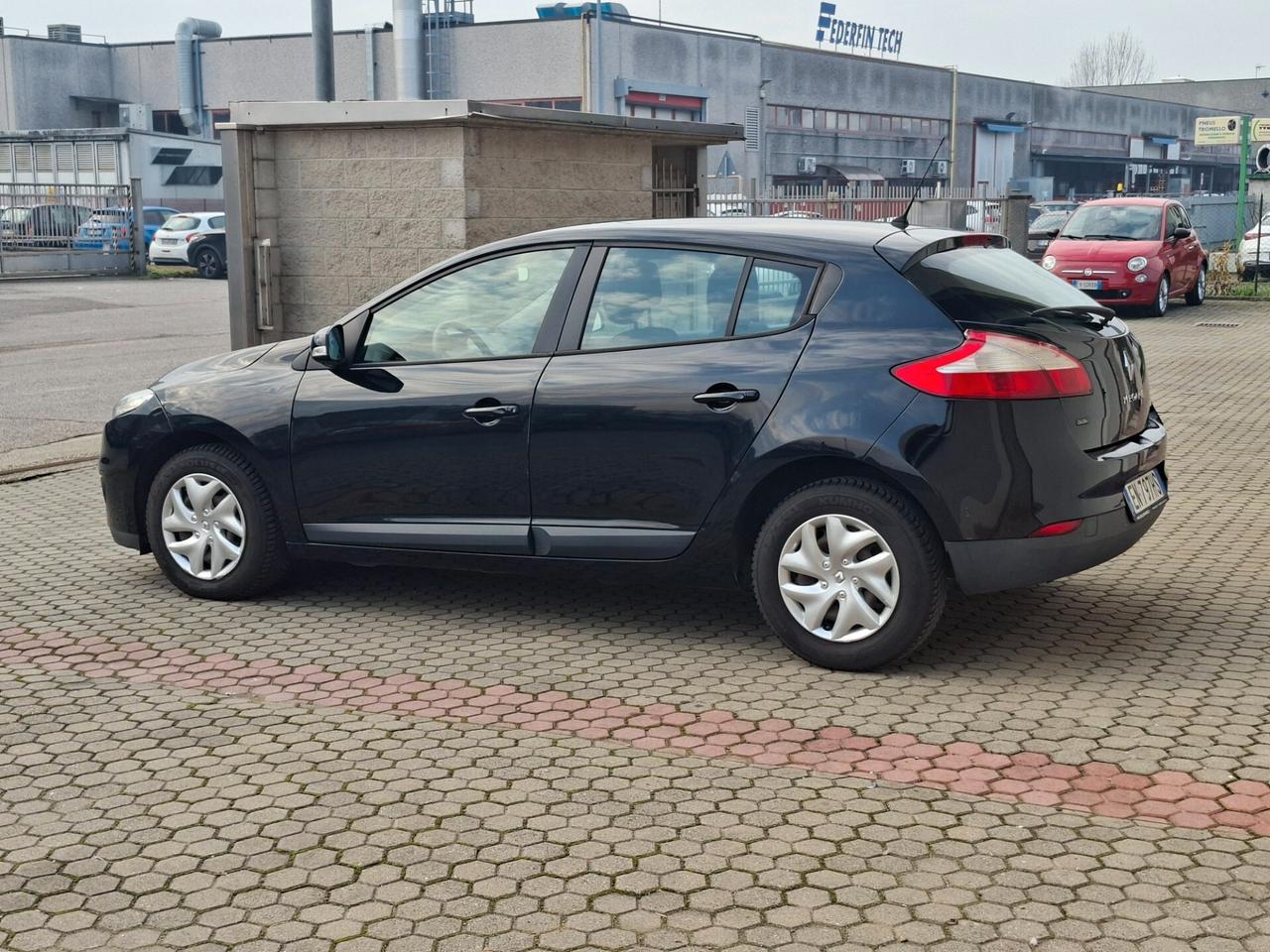 Renault Megane 1.5 dci Live *NEOPATENTATI*