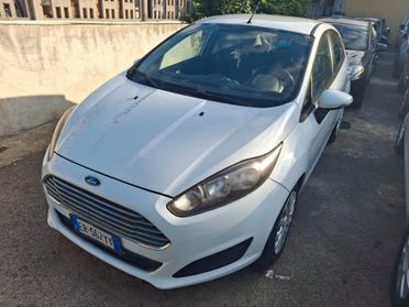 Ford Fiesta 1.5 TDCi 75CV 2013