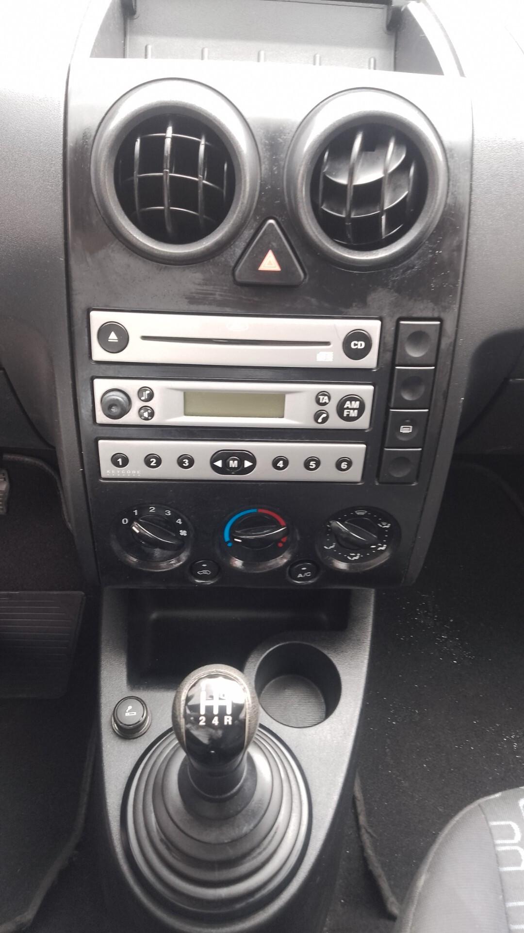 Ford Fusion 1.4 16V 5p. NEOPATENTATI 2005