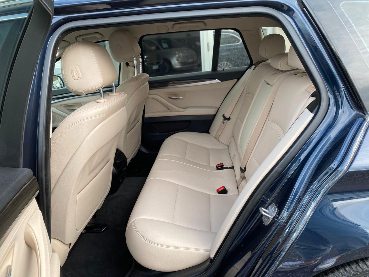 Bmw 520 520d xDrive Touring Luxury