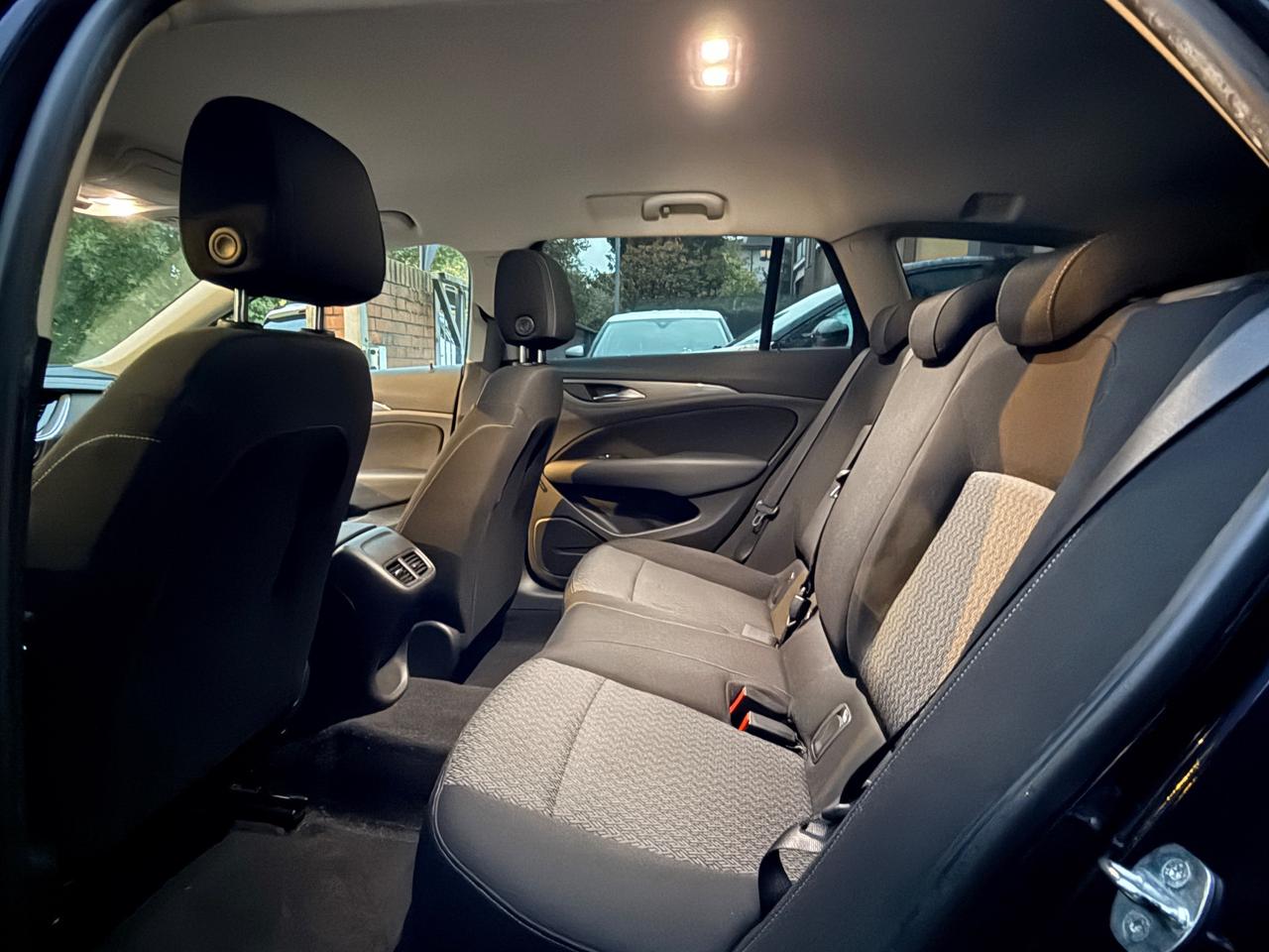 Opel Insignia 2.0 CDTI S&S aut. Sports Tourer Business