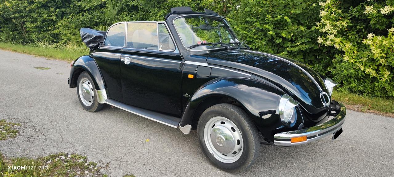 Volkswagen Maggiolino CABRIO o COUPE'