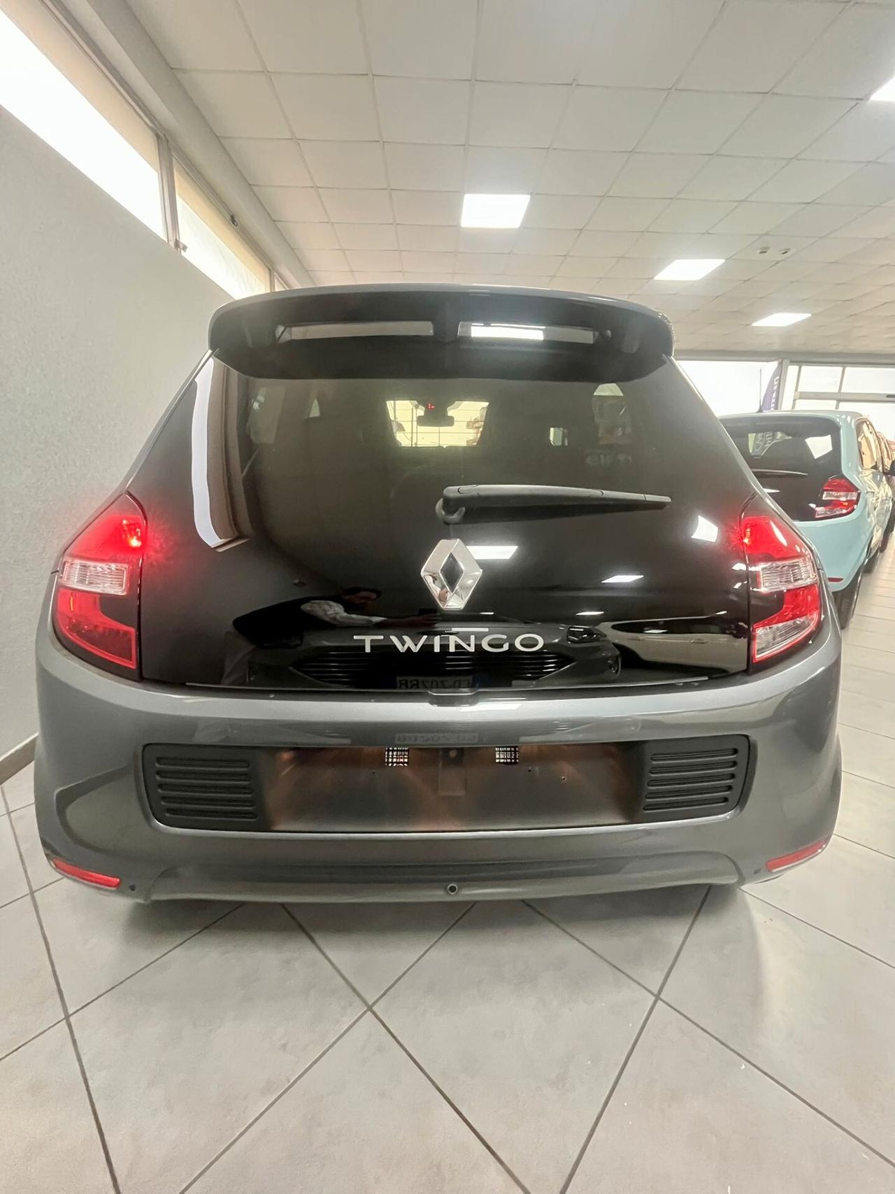 Renault Twingo TCe 90 CV EDC Intens