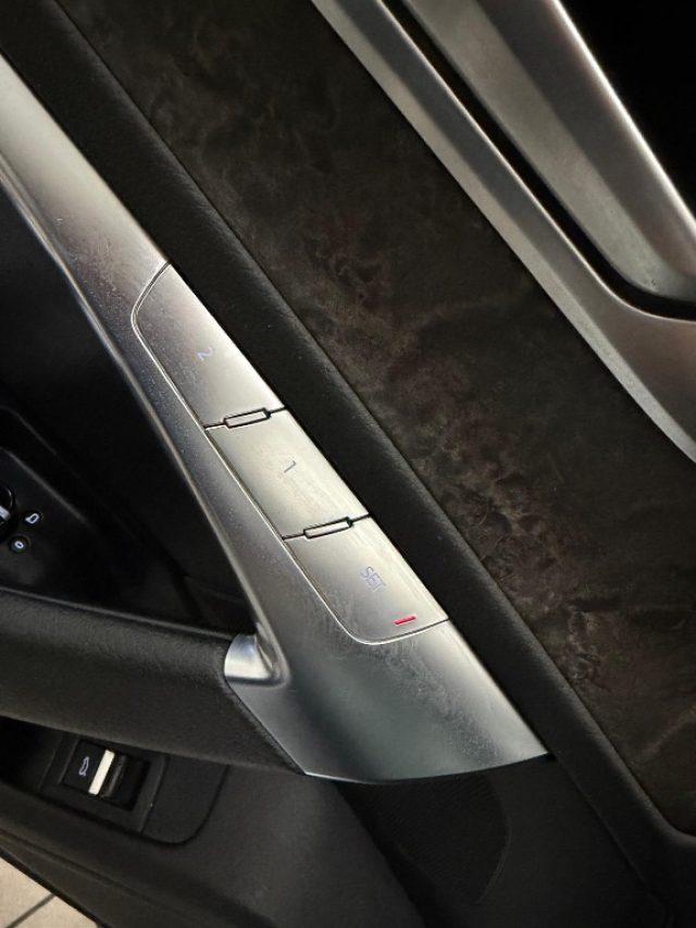 AUDI A6 TDI quattro ultra S tronic Busn. //BELL1SS1MA//