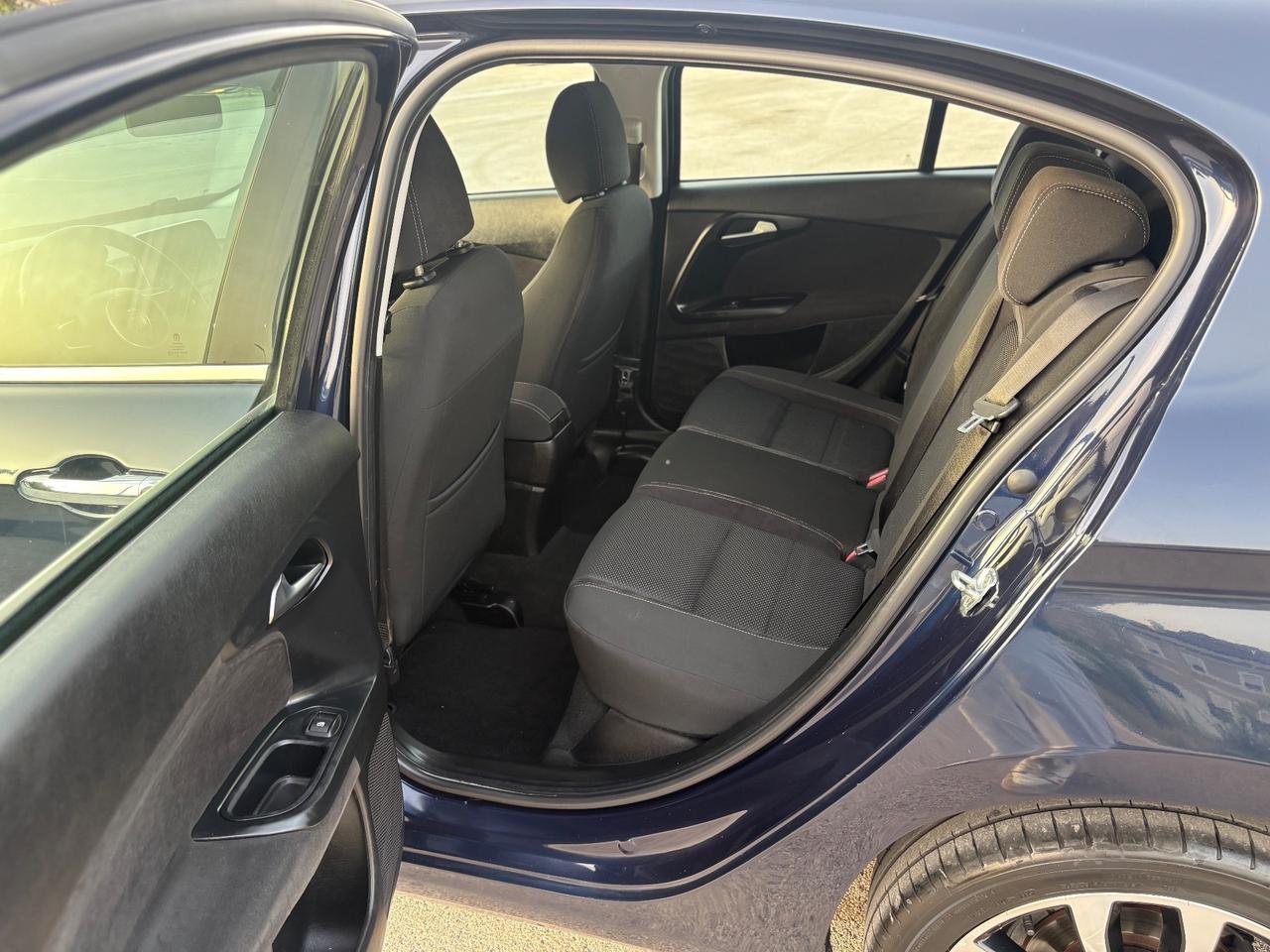 Fiat Tipo 1.6 MULTIJET 120CV S&S 5Porte Lounge LED