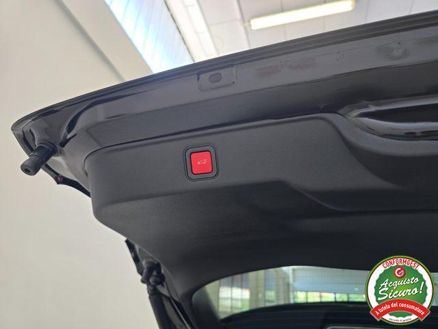 FIAT 600 Hybrid DCT MHEV La Prima