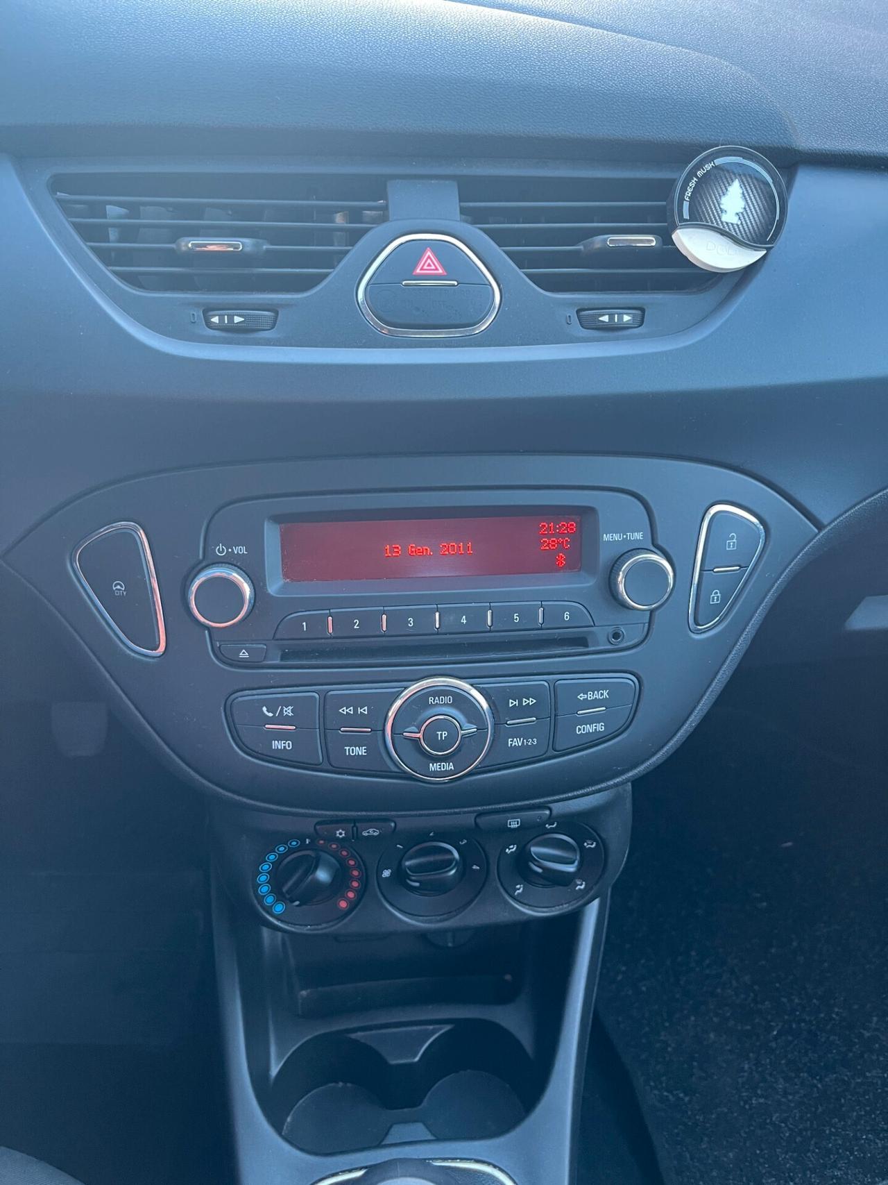 Opel Corsa 1.2 5 porte Innovation SOLI 90.301 KM ADATTA AI NEOPATENTATI