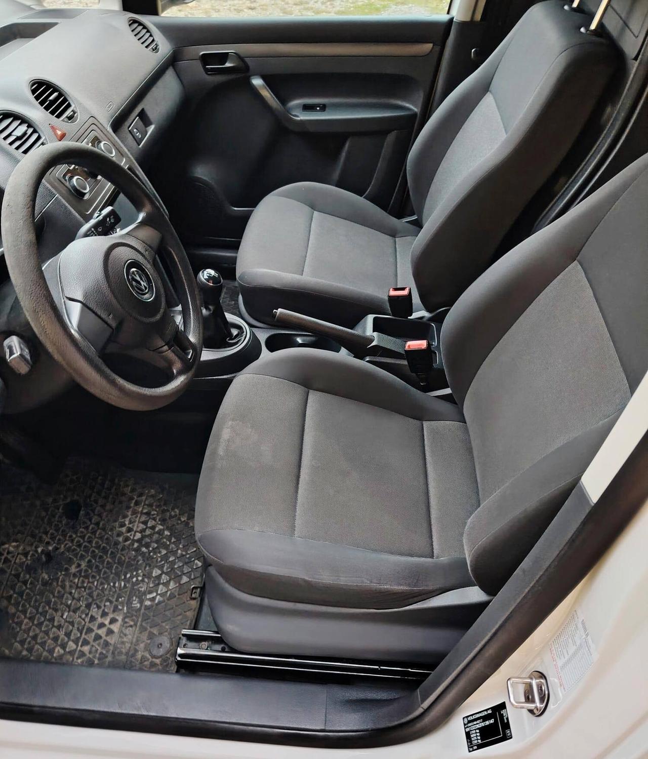 Volkswagen Caddy 1.6 diesel anno 2015