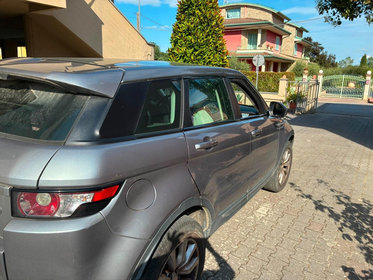 Land Rover Range Evoque 2.2 TD4 5p. Dynamic