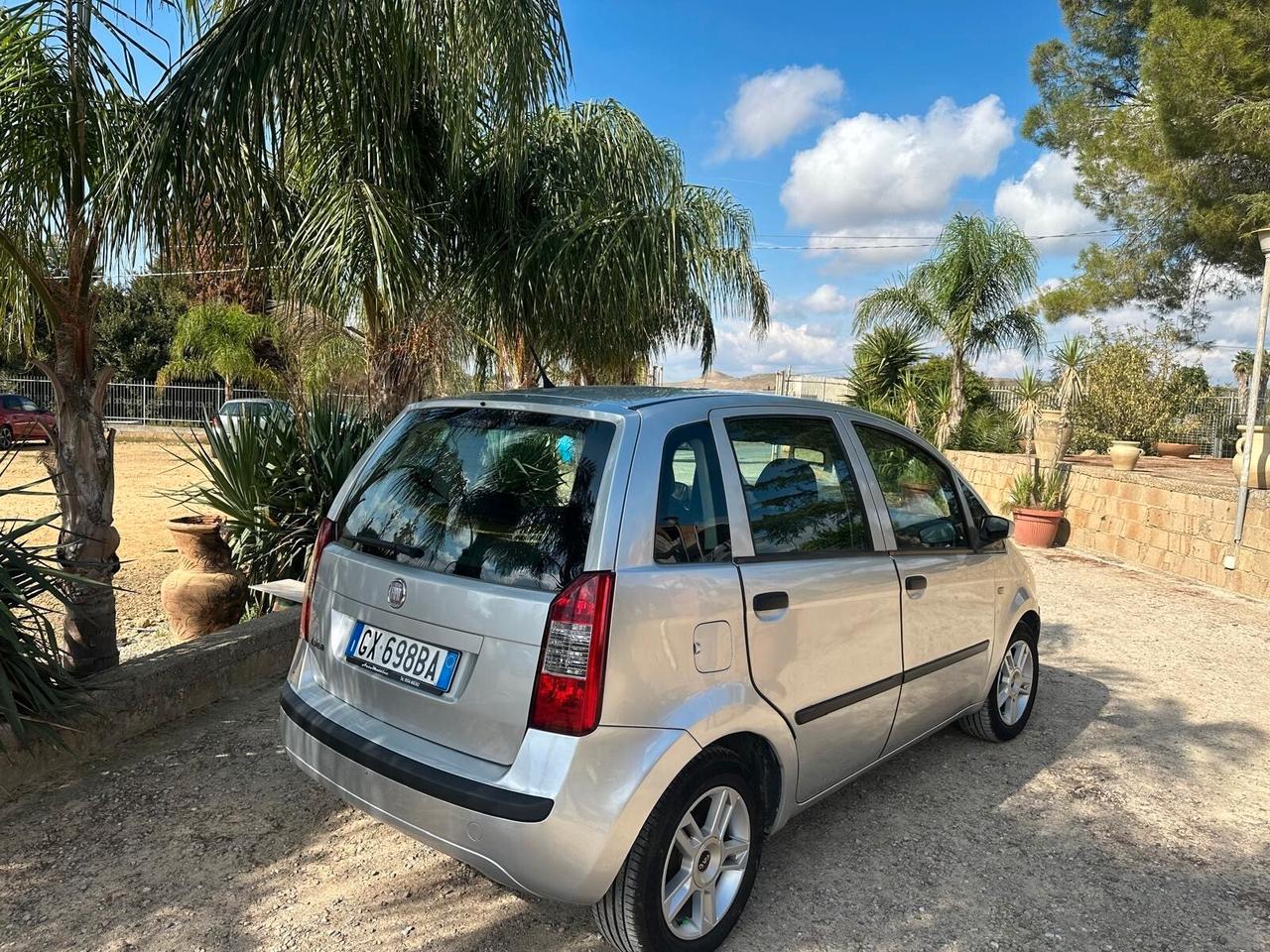 Fiat Idea 1.2 16V BlackLabel