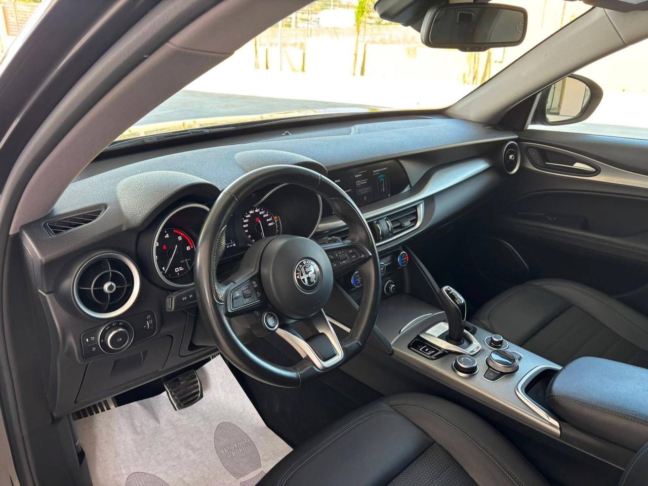 Alfa Romeo Stelvio 2.2 190 CV Sprint