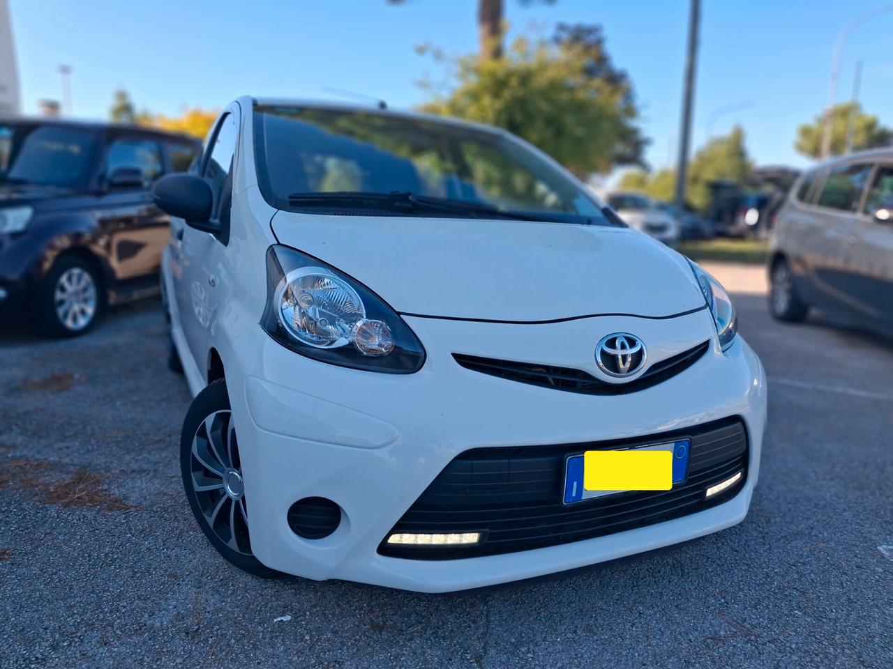 Toyota Aygo 1.0 , 5 porte, Connect, 21000km