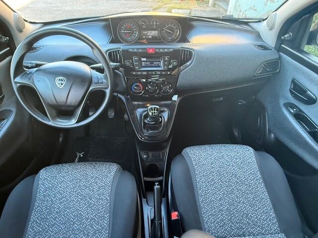 Lancia Ypsilon x neopatentati