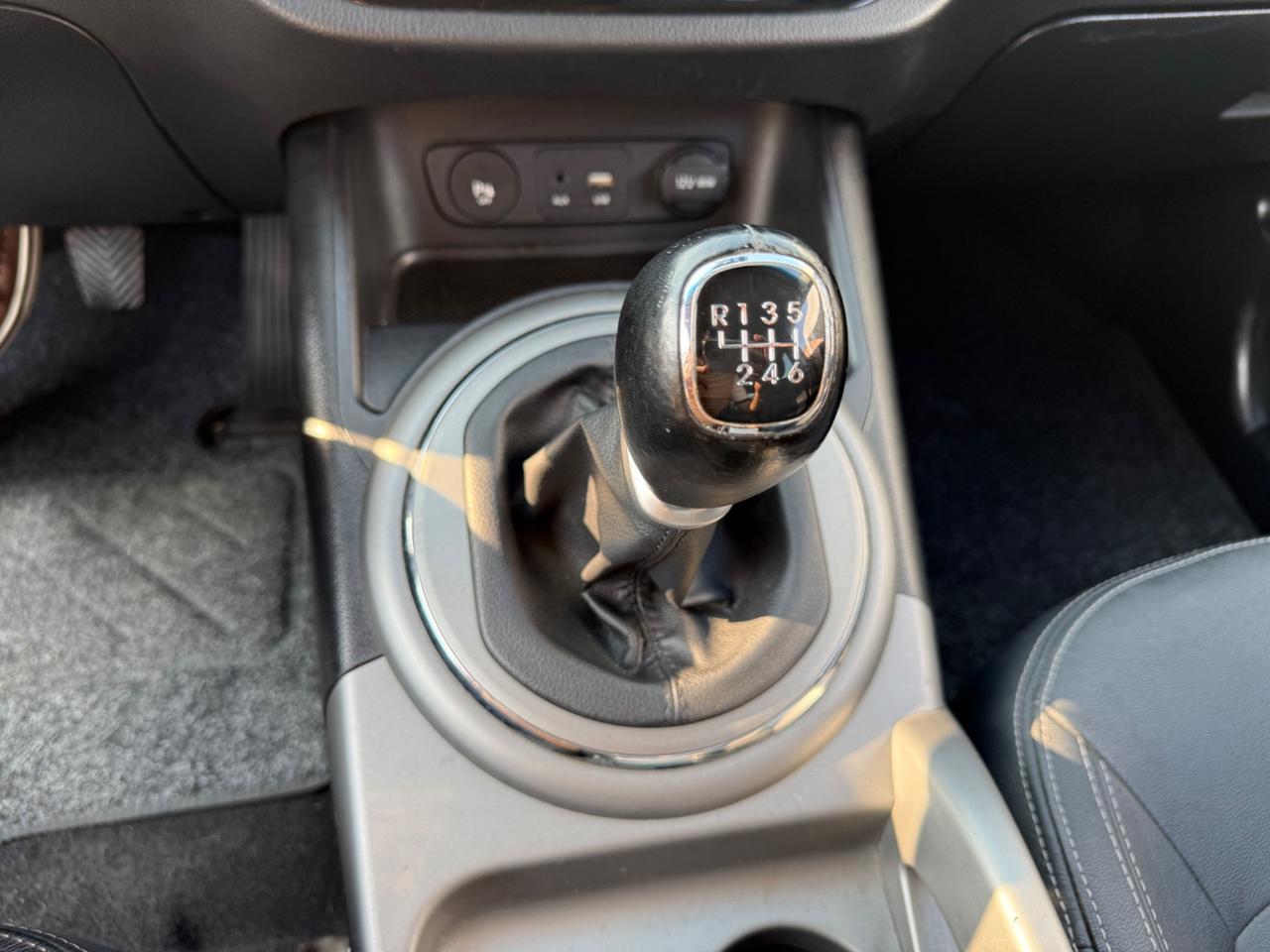 Kia Sportage 1.7 CRDI 2WD High Tech