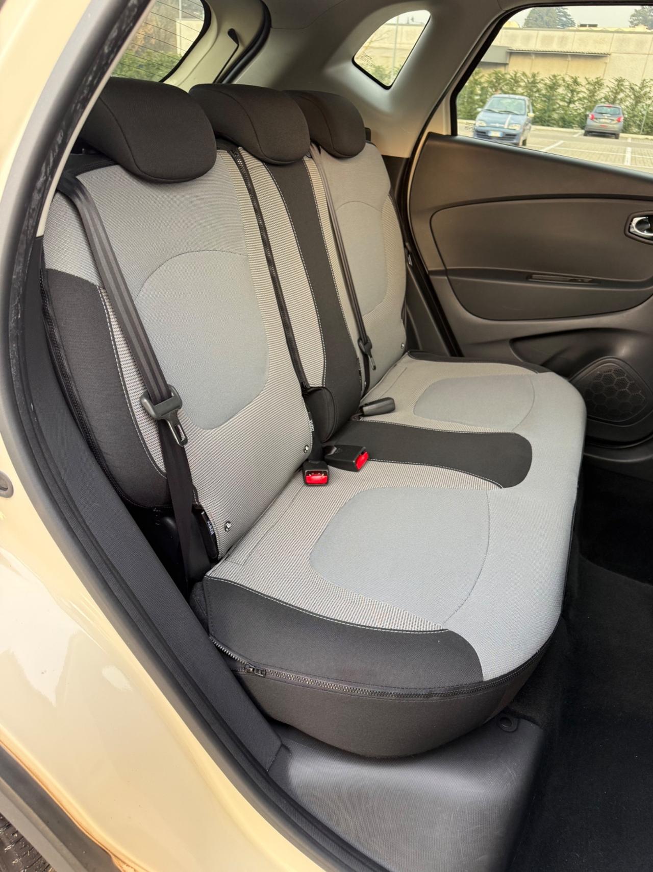 Renault Captur 0.9 TCe 12V 90 CV Start&Stop*Navi*Cerchi*Cruise*Aux*Usb