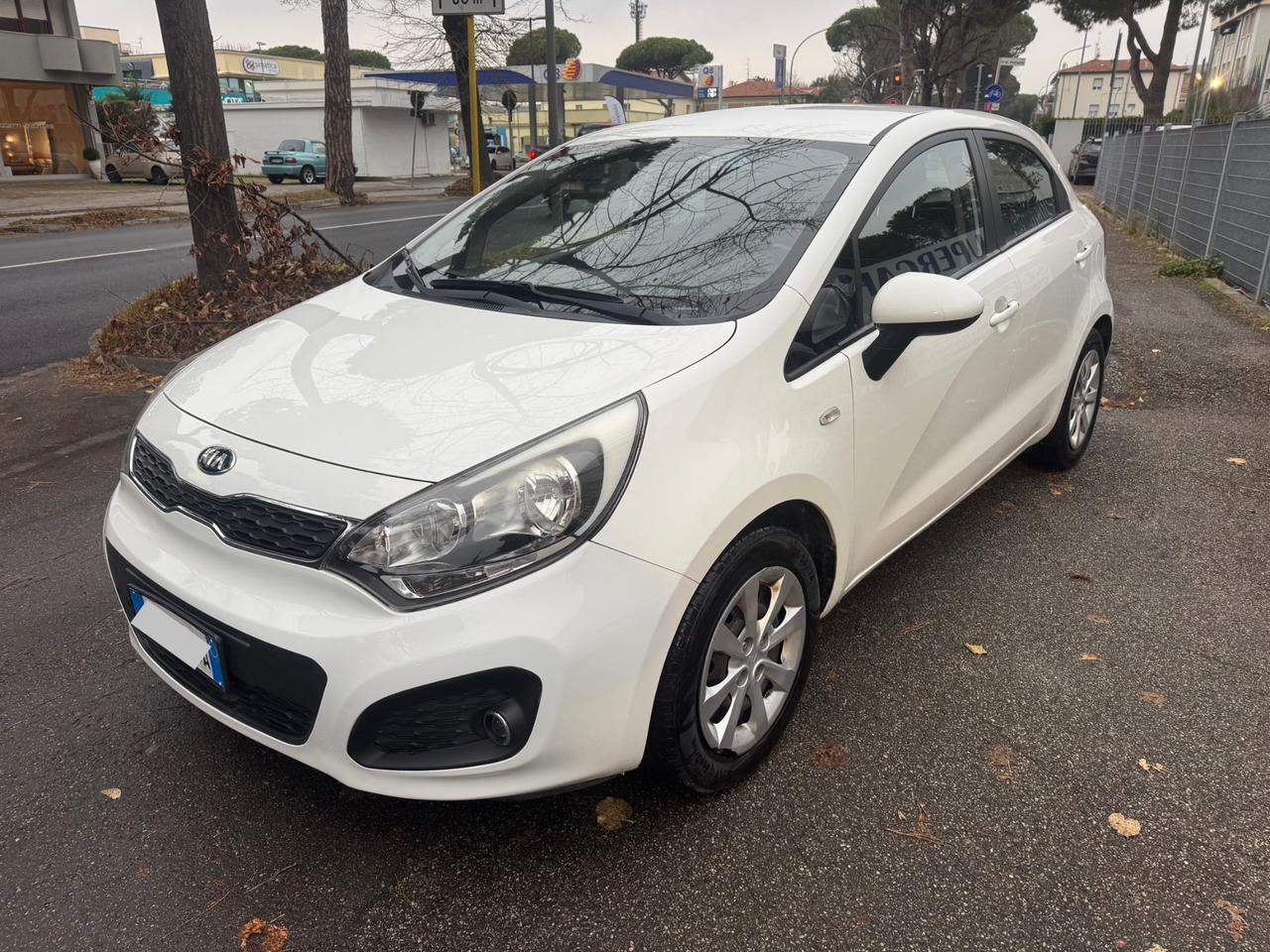 Kia Rio 1.1 CRDi 5p. neopaten garanzia 12 mesi