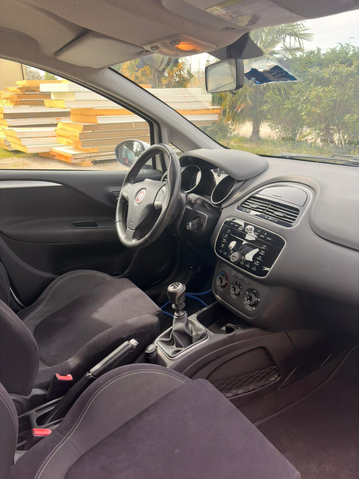 Fiat Grande Punto 1.4 5 porte METANO -2013