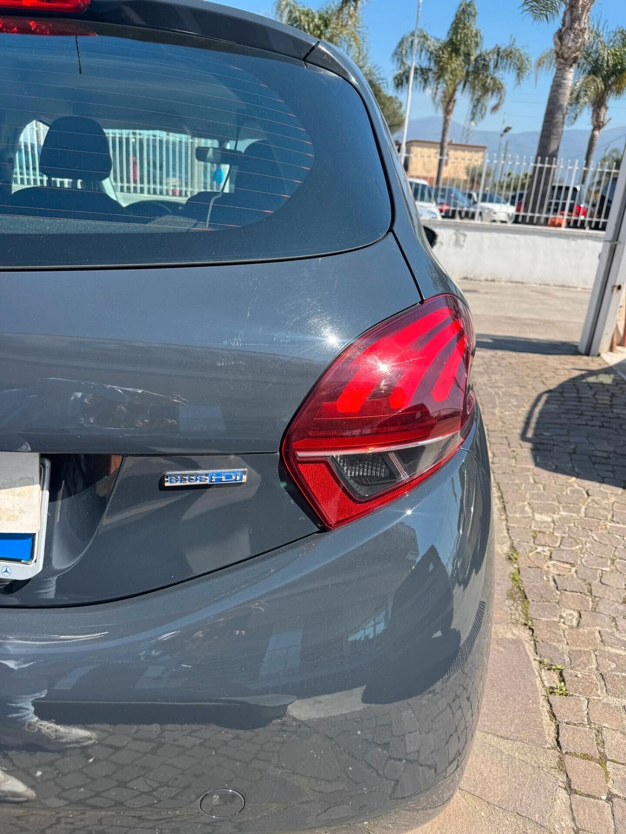 Peugeot 208 BlueHDi 75 5 porte Mix ANNO 2016