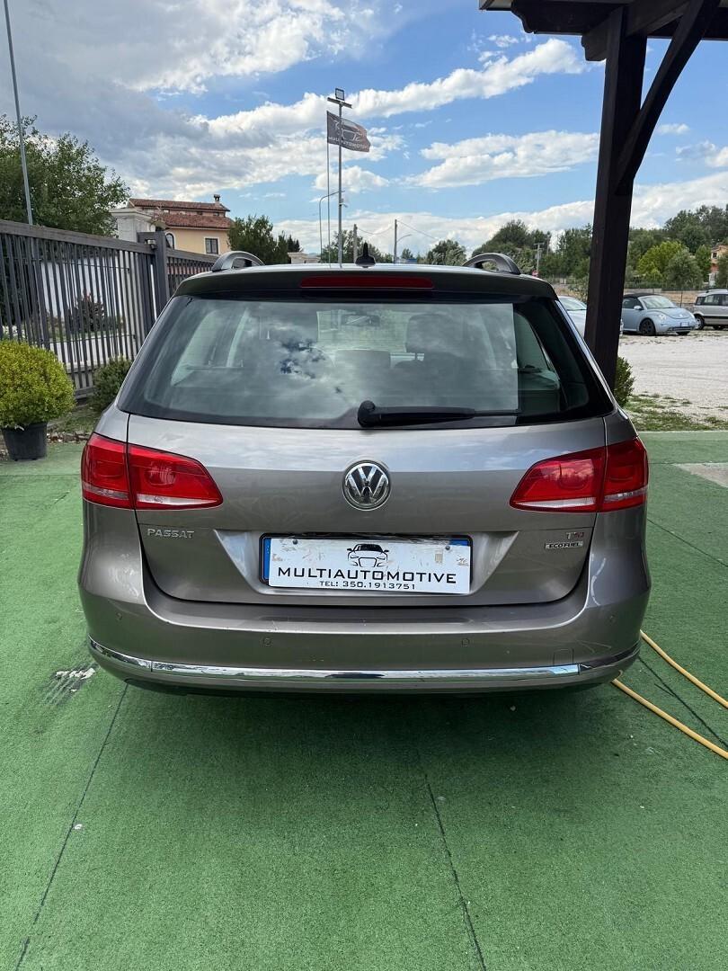 VOLKSWAGEN PASSAT 7" SERIE