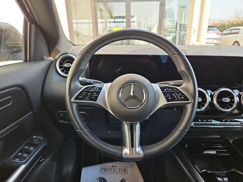 Mercedes-Benz GLA GLA 180 d Progressive Advanced