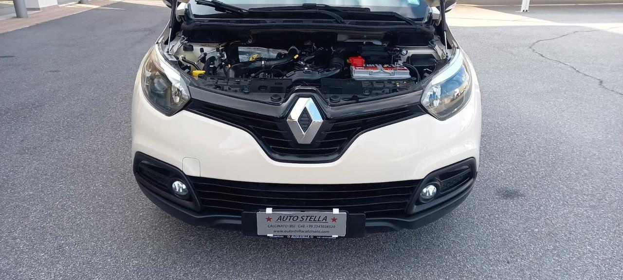 Renault Captur Benzina cc. 900 Turbo 5 Porte 5 Posti.