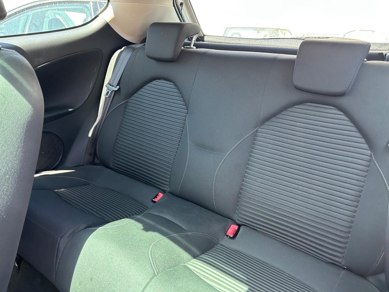 Alfa Romeo MiTo 1.3 JTDm-2 95 CV S&S Distinctive Sport Pack