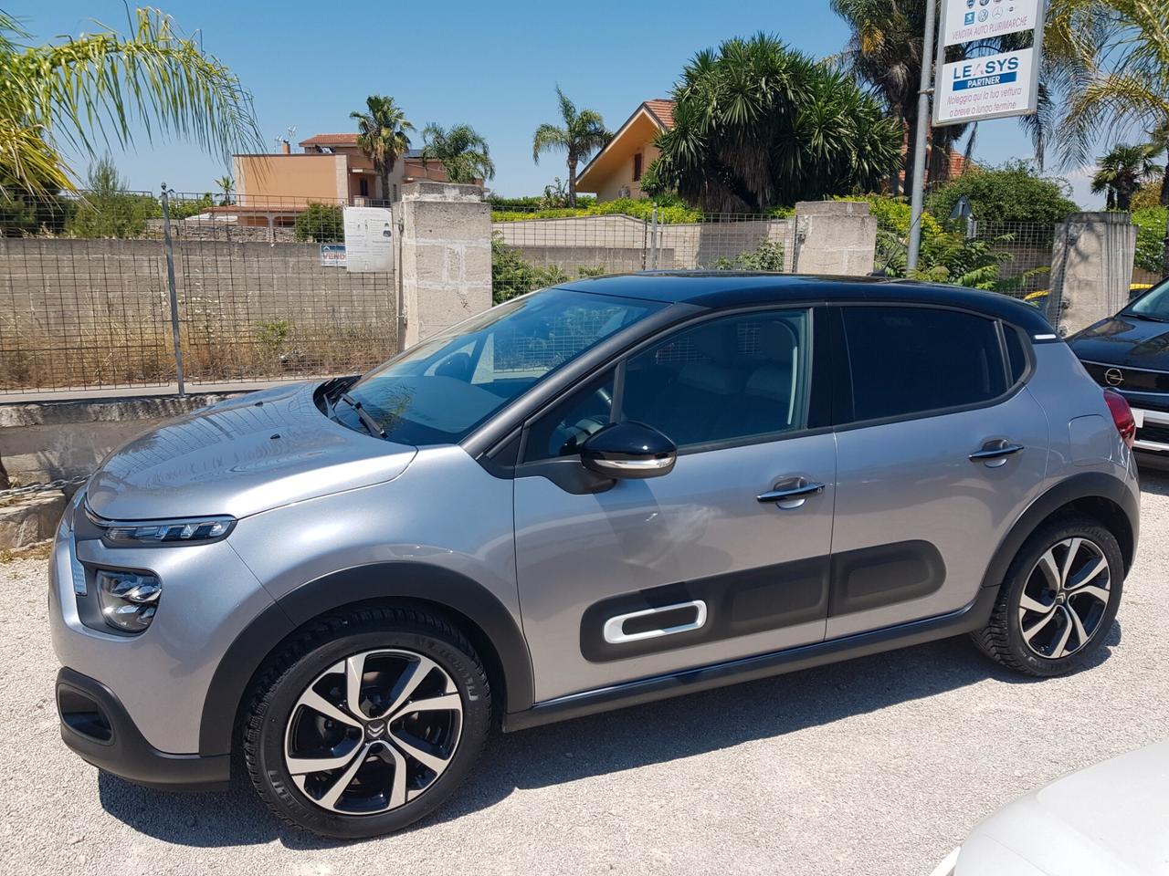 Citroen C3 Shine 1.2b 82cv Navy Led Rcam Cer.17'