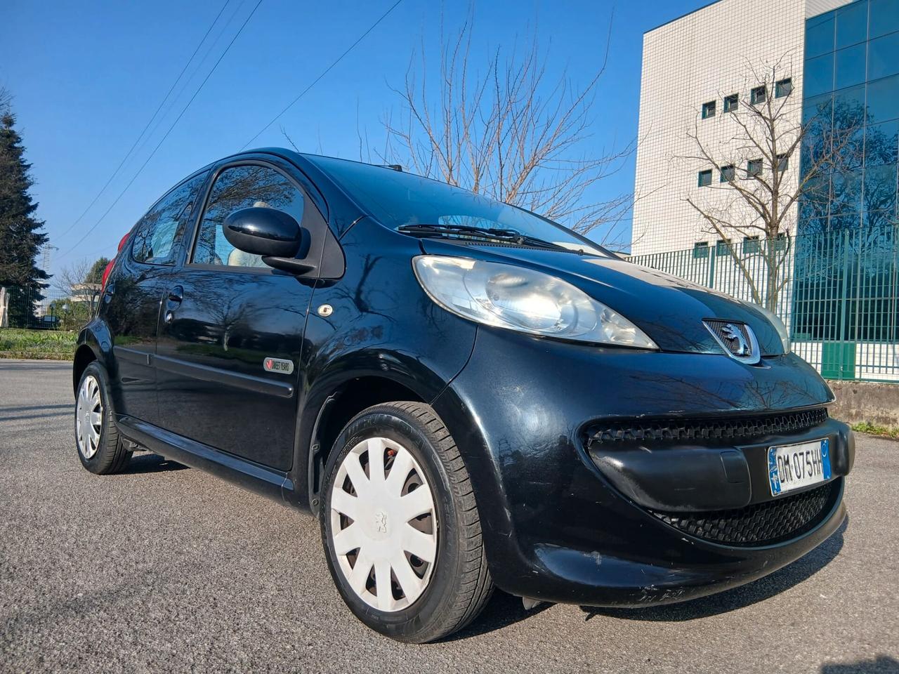 Peugeot 107 1.0 68CV 5p. Desir