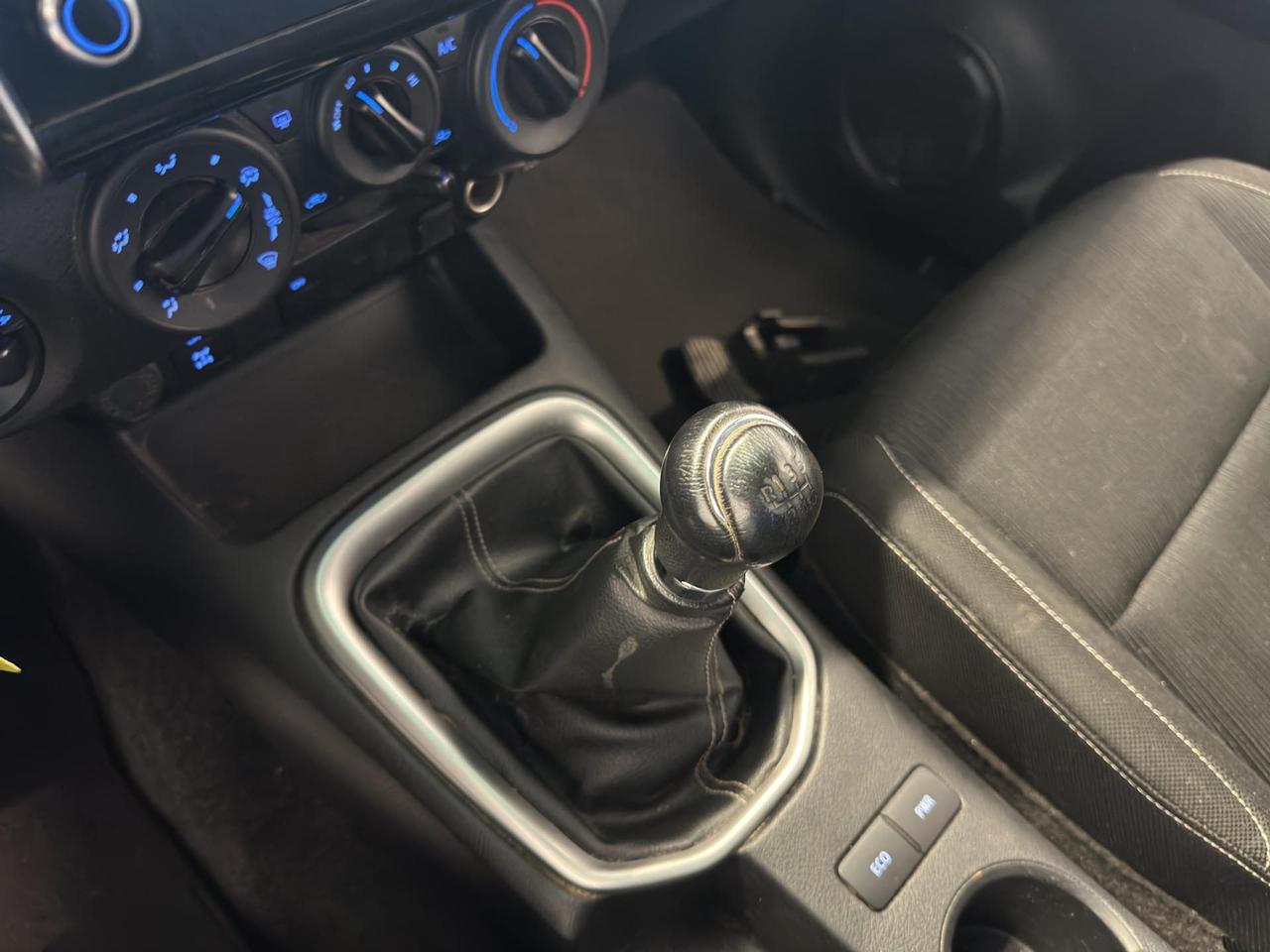 Toyota Hilux 2.4 d-4d DC 4x4 Lounge