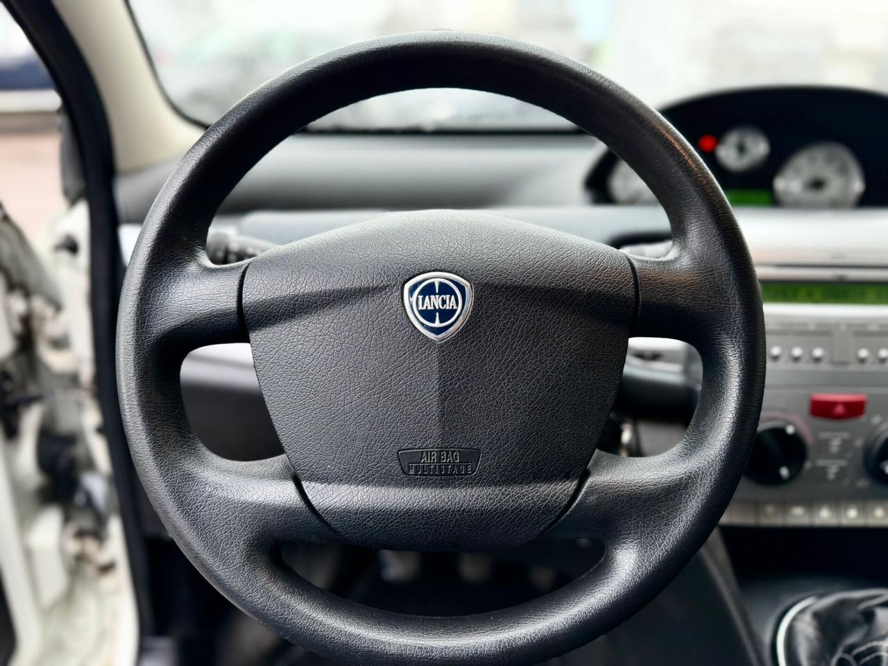 Lancia Ypsilon 1.2 69 CV Diva