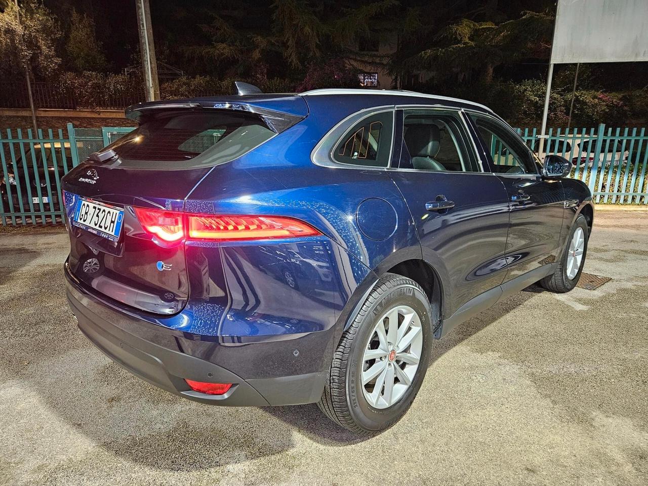 Jaguar F-Pace 2.0 D 163 CV AWD aut. SE