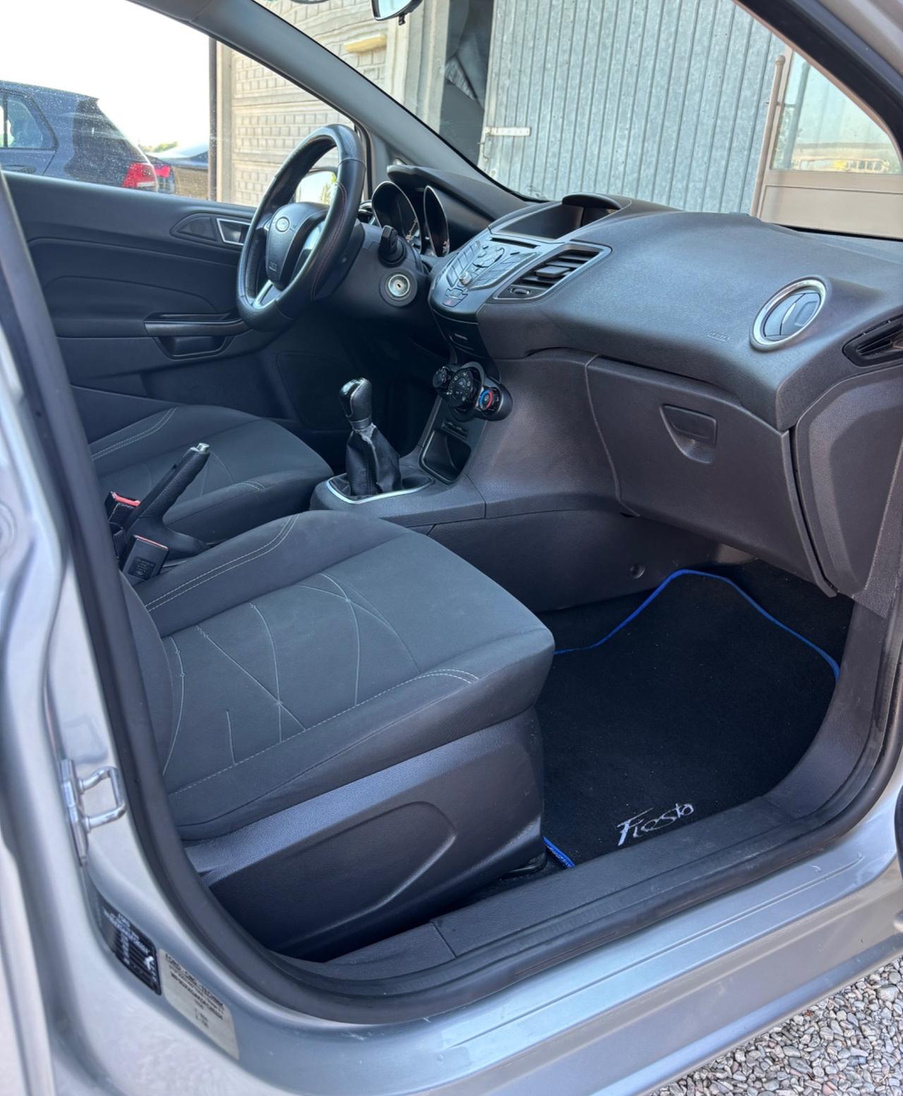 Ford Fiesta 1.4 5p. Bz.- GPL Titanium