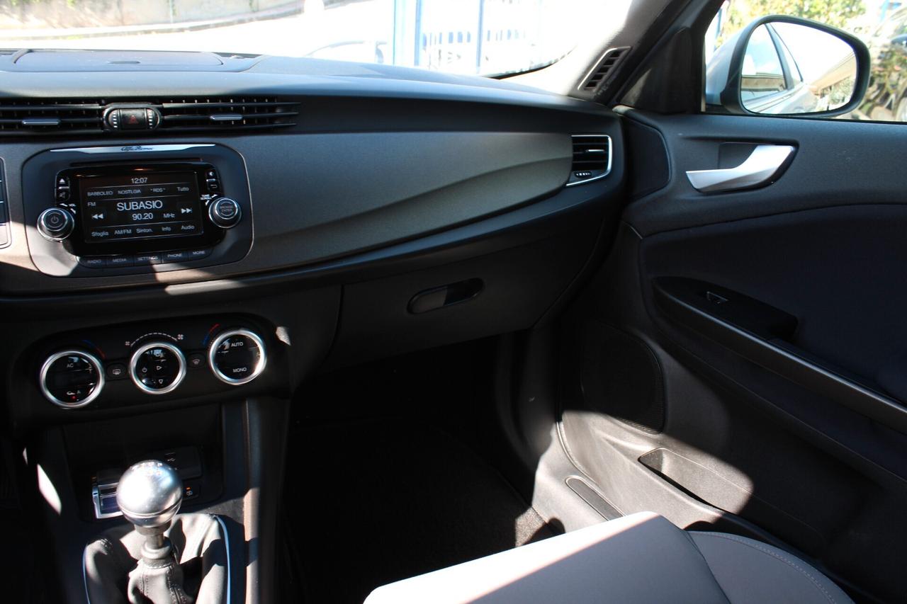 Alfa Romeo Giulietta 1.6 JTDm-2 105 CV Exclusive