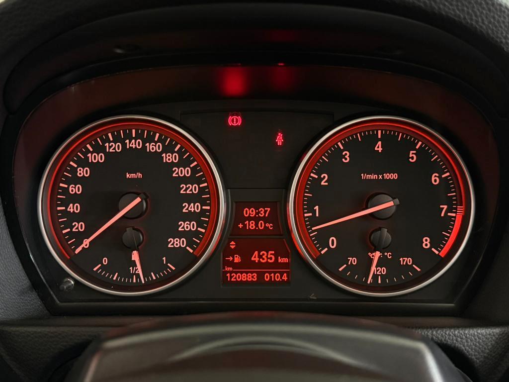 BMW 335 i cat Cabrio Futura - CAMBIO MANUALE -