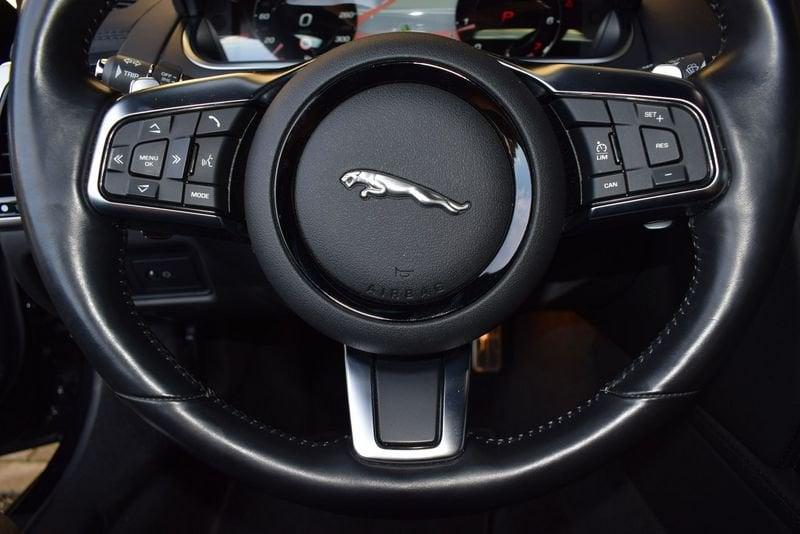 Jaguar F-Type 2.0 P300CV RWD AUTO R-Dynamic IVA ESPOSTA